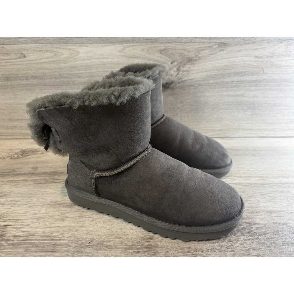 UGG Mini Bailey Bow‎ II Gray Suede Sheepskin Womens Ankle Boots Size 8
